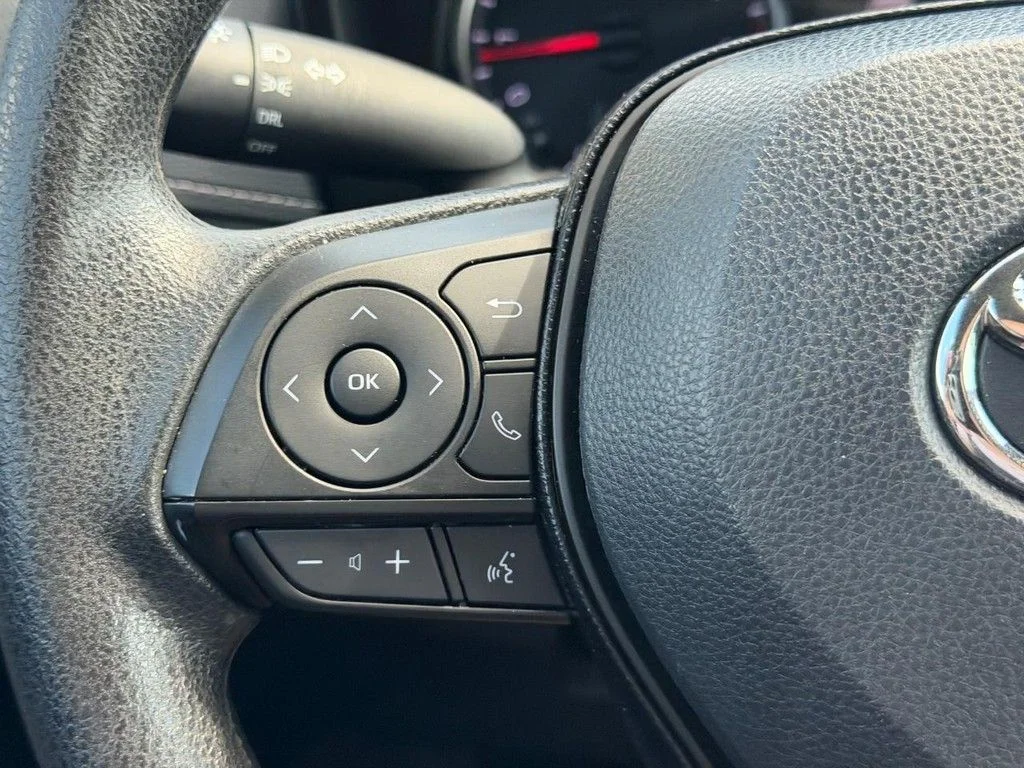 Used 2019 Gray Toyota LE image 18