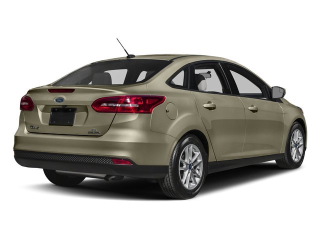 Used 2017 Oxford White Ford SE image 2