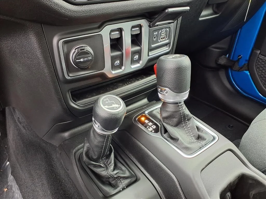 2026 Jeep Wrangler 2-Door Sport - Photo 9