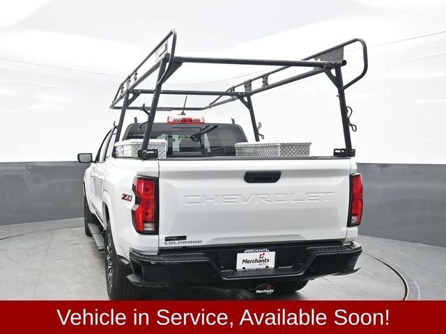 Used 2024 White Chevrolet Z71 image 5