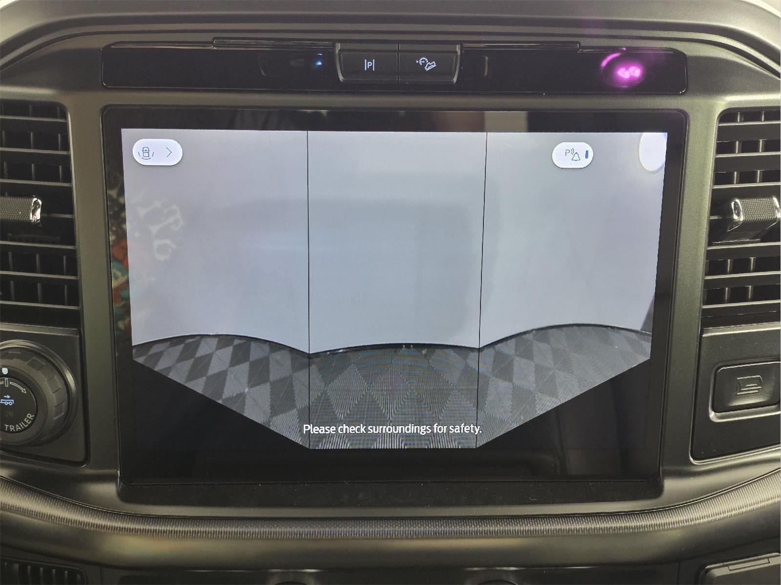 New 2025 Agate Black Metallic Ford Lariat® image 44