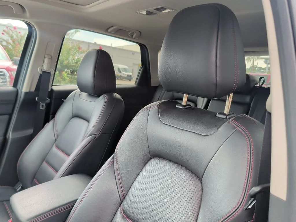 Used 2025 Gray Mazda 2.5 S Carbon Edition AWD image 9