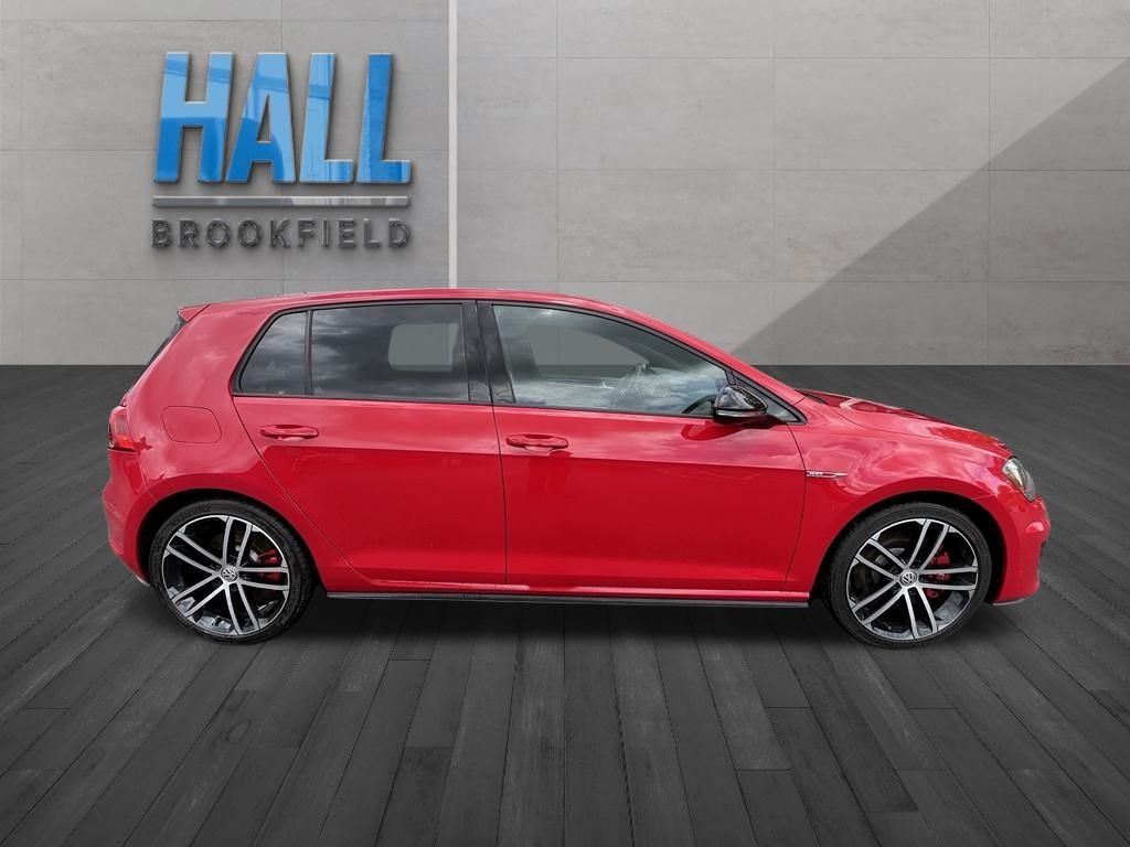 Used 2017 Red Volkswagen Sport image 6
