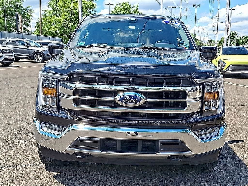 Used 2022 Black Metallic Ford Lariat image 5