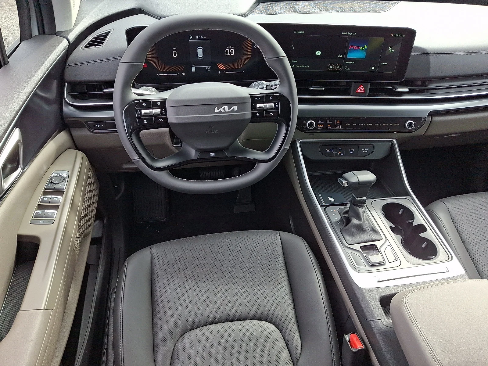 New 2027 Silver Kia LXS image 11
