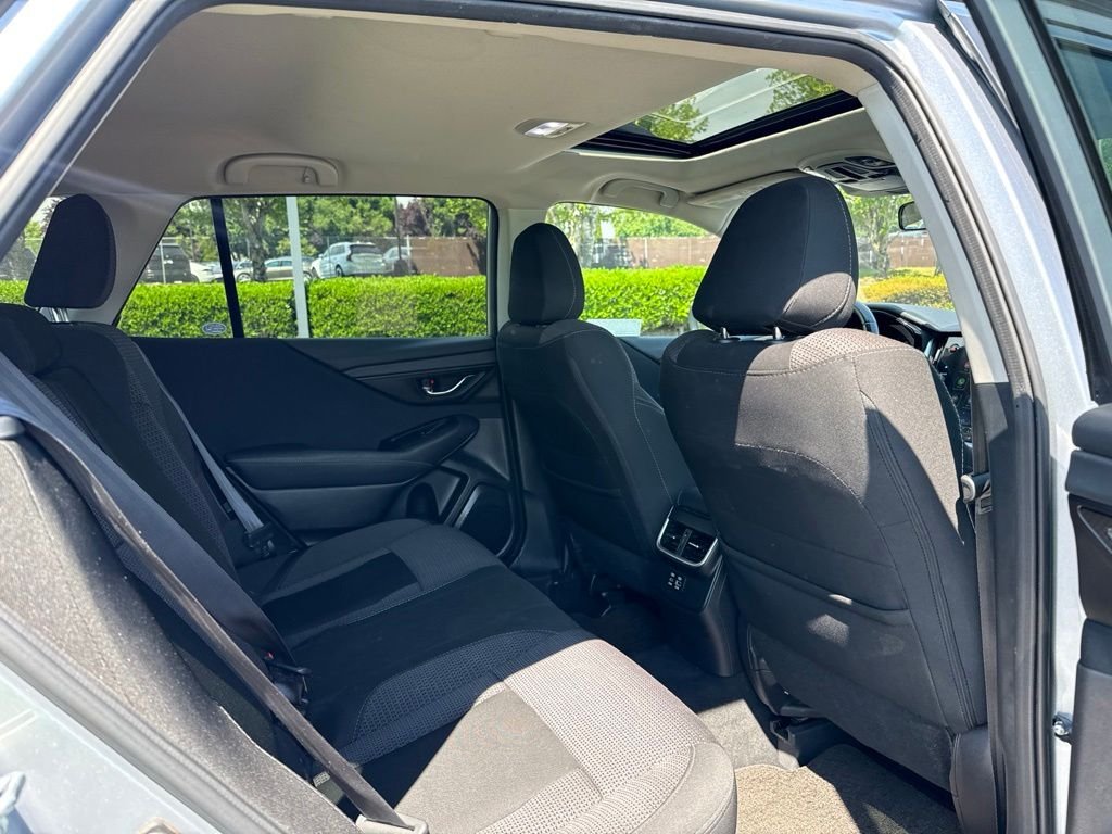 Used 2023 Ice Silver Metallic Subaru Premium image 21