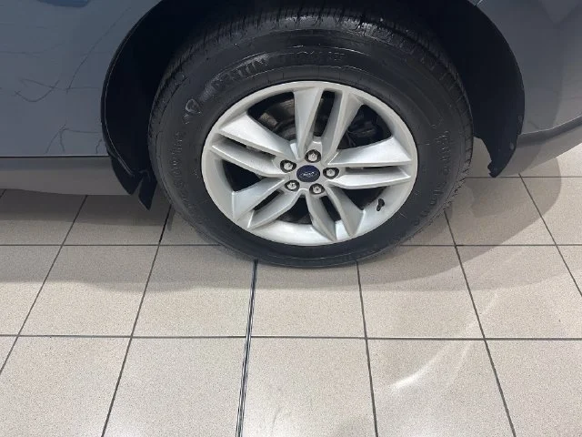 Used 2016 Blue Ford SEL image 26