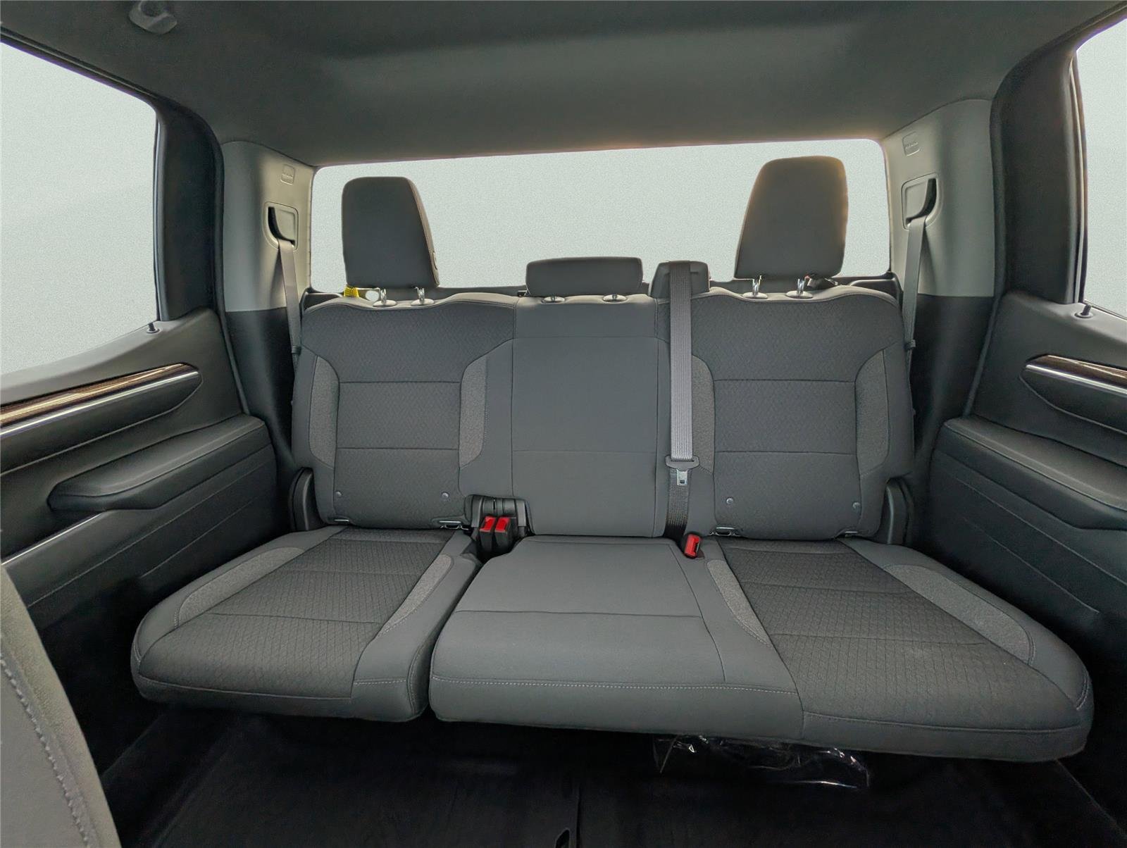 New 2026 Sterling Gray Metallic Chevrolet LT image 25