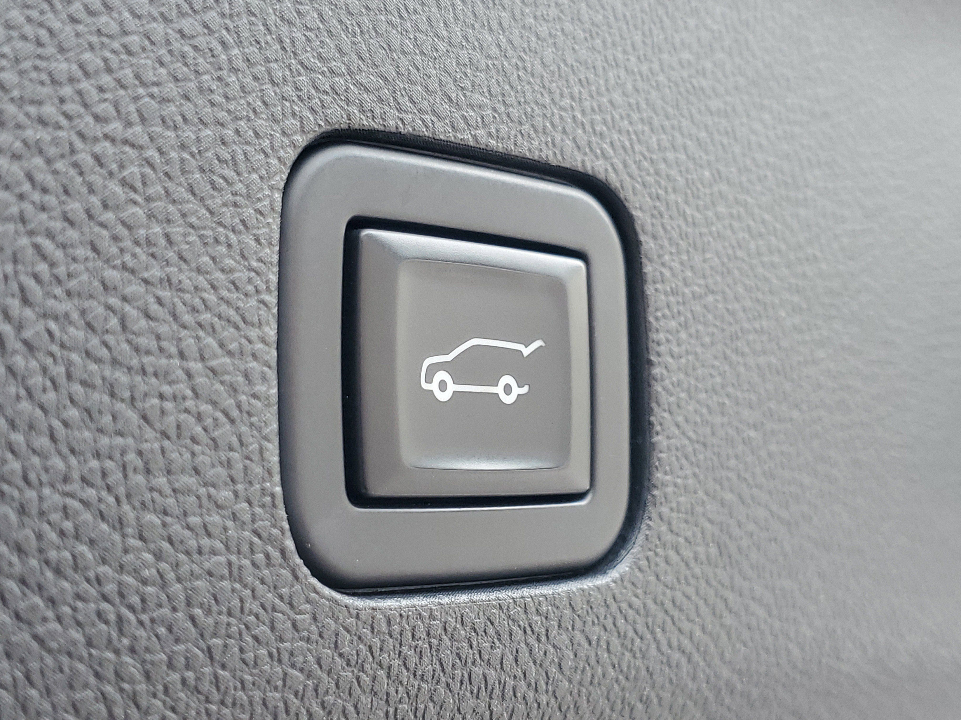 Used 2021 Shadow Gray Metallic Chevrolet LT image 10