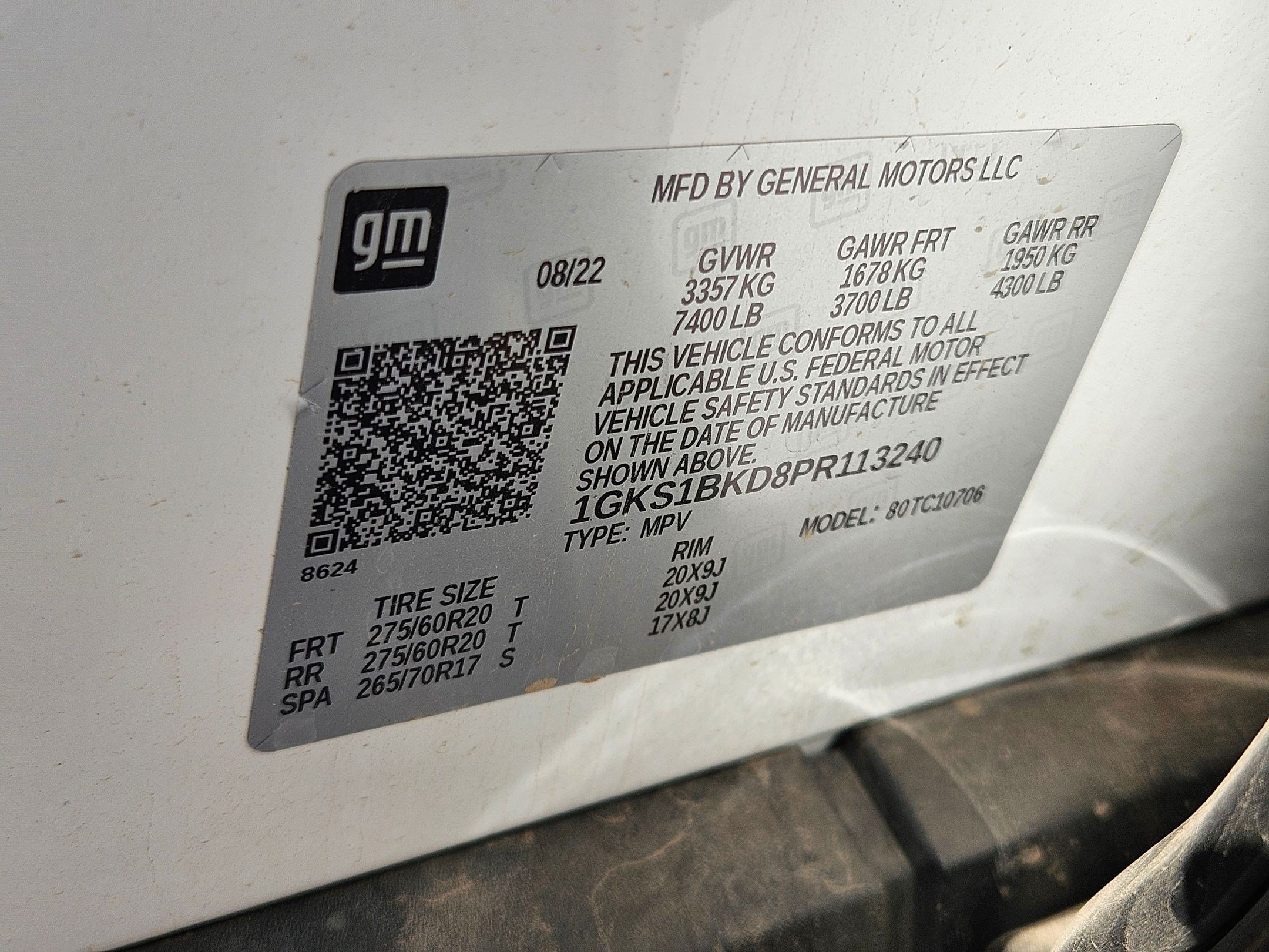 Used 2023 SUMMIT WHITE GMC SLT image 30