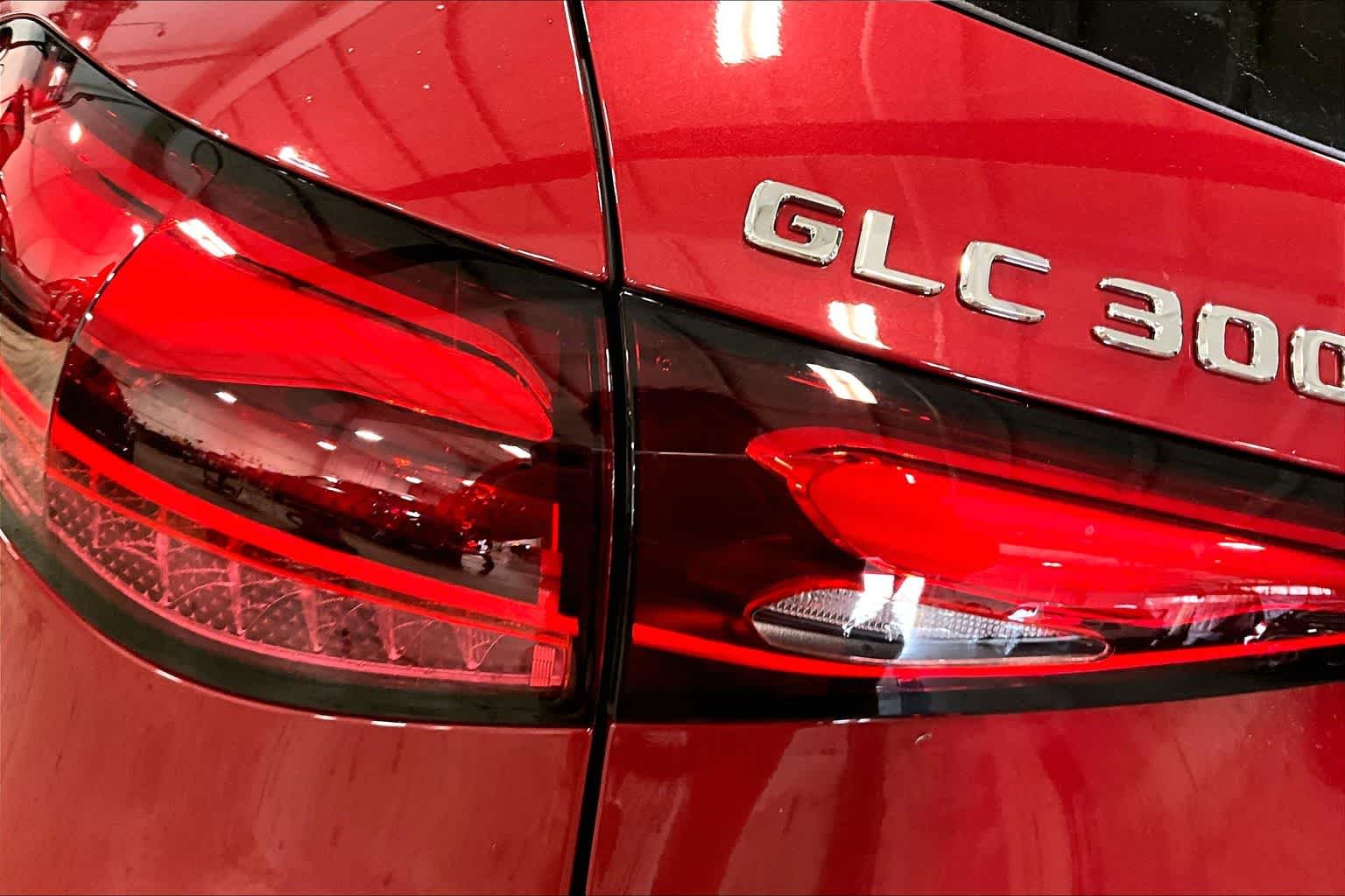 Used 2026 MANUFAKTUR Patagonia Red Metallic Mercedes-Benz GLC 300 image 6