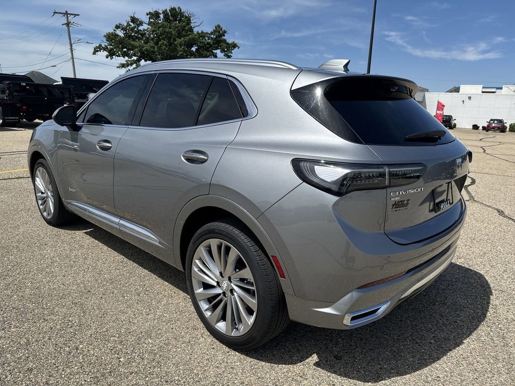 Certified Used 2025 Moonstone Gray Metallic Buick Avenir image 5