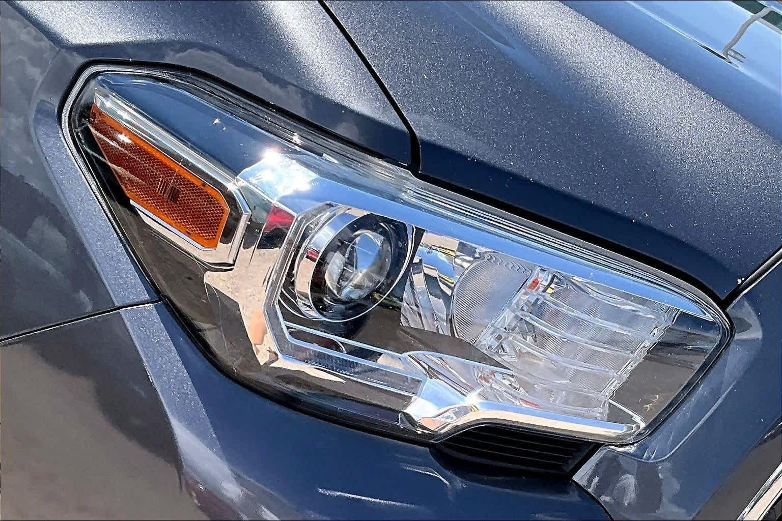 Used 2018 Magnetic Gray Metallic Toyota TRD Off Road image 25