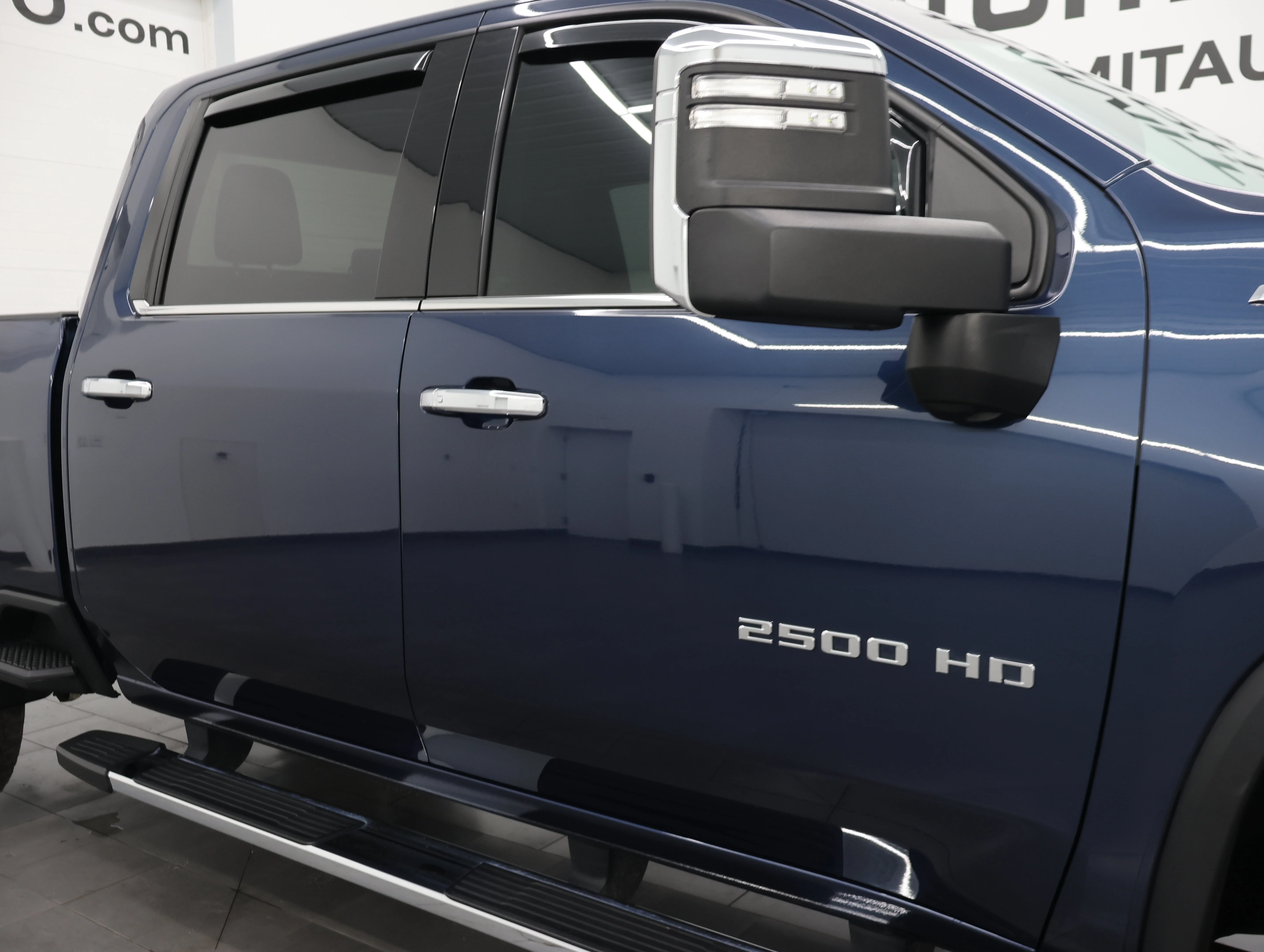 Used 2023 Northsky Blue Metallic Chevrolet LTZ image 26