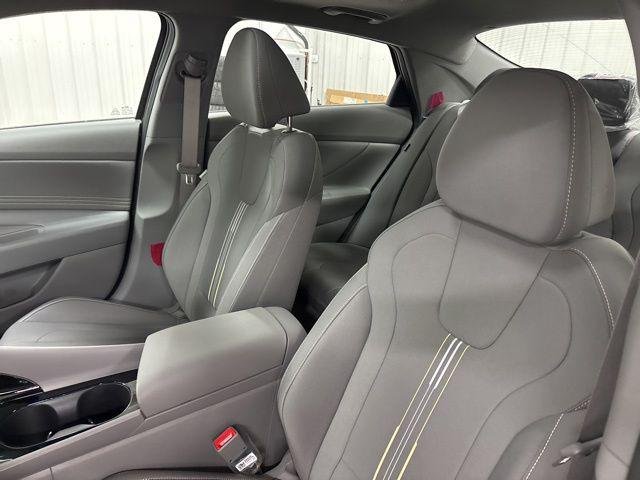 New 2026 Black Hyundai SEL Sport image 7