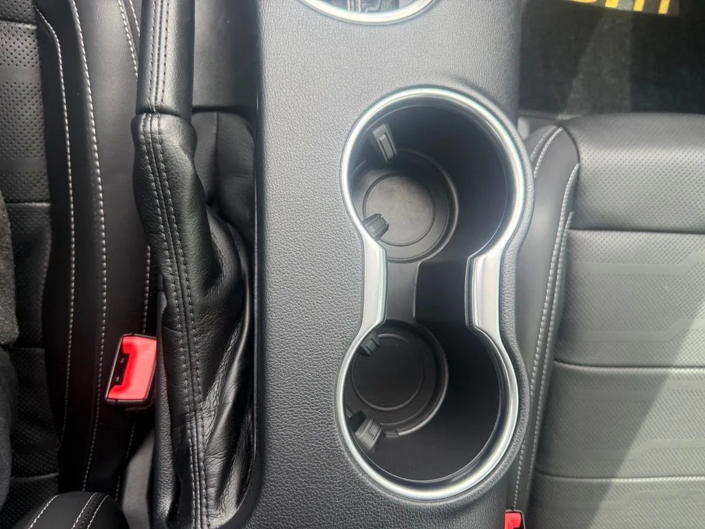 Used 2022 Gray Metallic Ford GT Premium image 39