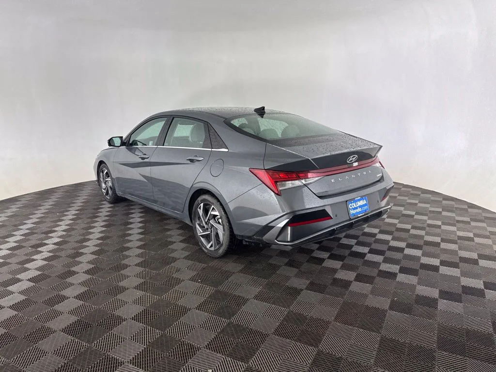 Used 2024 Gray Hyundai Limited image 7
