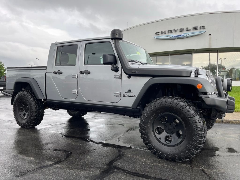 Used 2014 Billet Metallic Clearcoat Jeep Unlimited Rubicon image 43