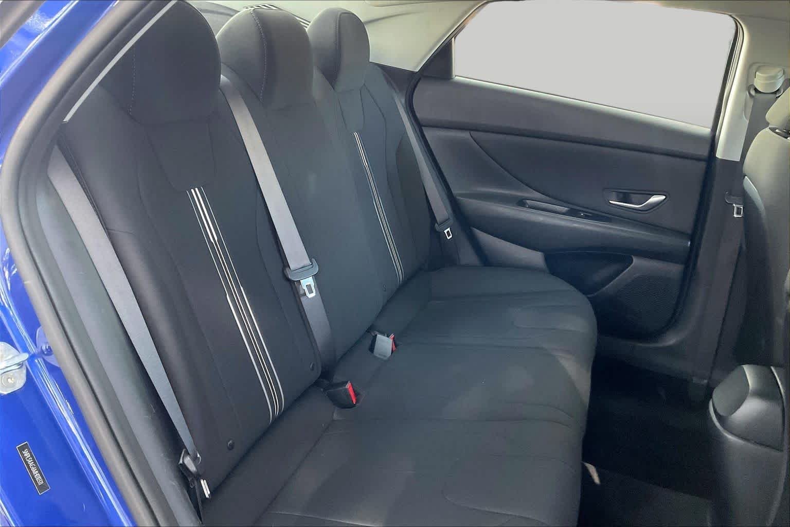 2021 Hyundai Elantra SEL - Photo 20
