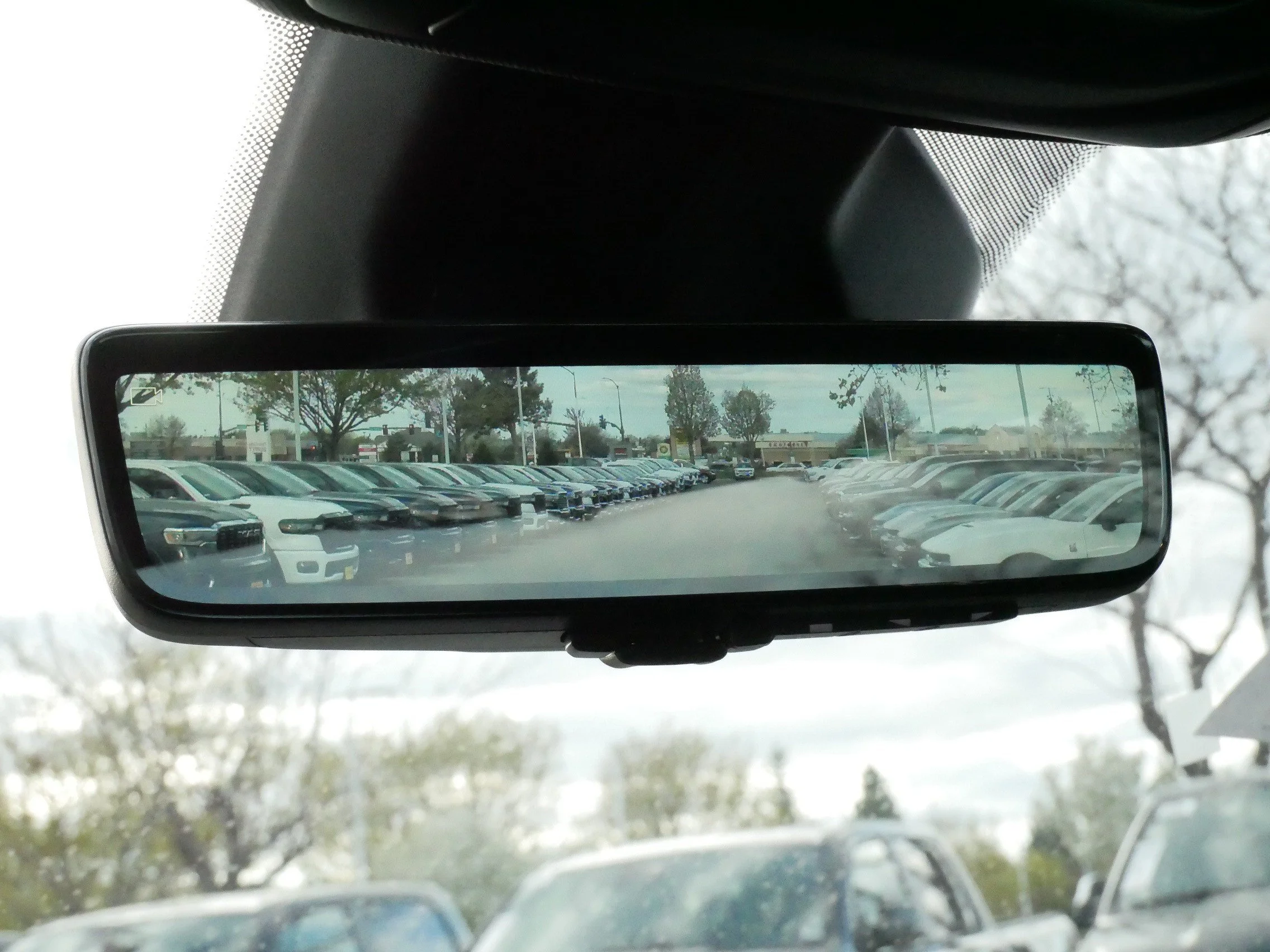 Used 2025 Diamond Black Crystal Pearlcoat Jeep  image 33