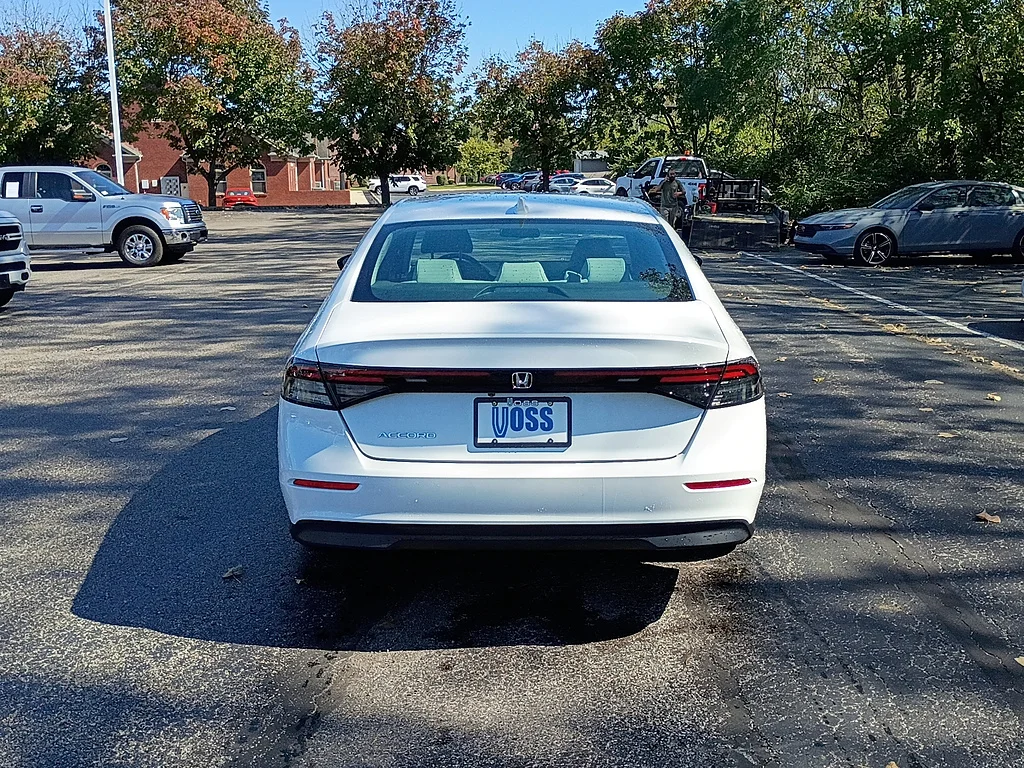 Certified Used 2024 WHITE Honda LX image 4