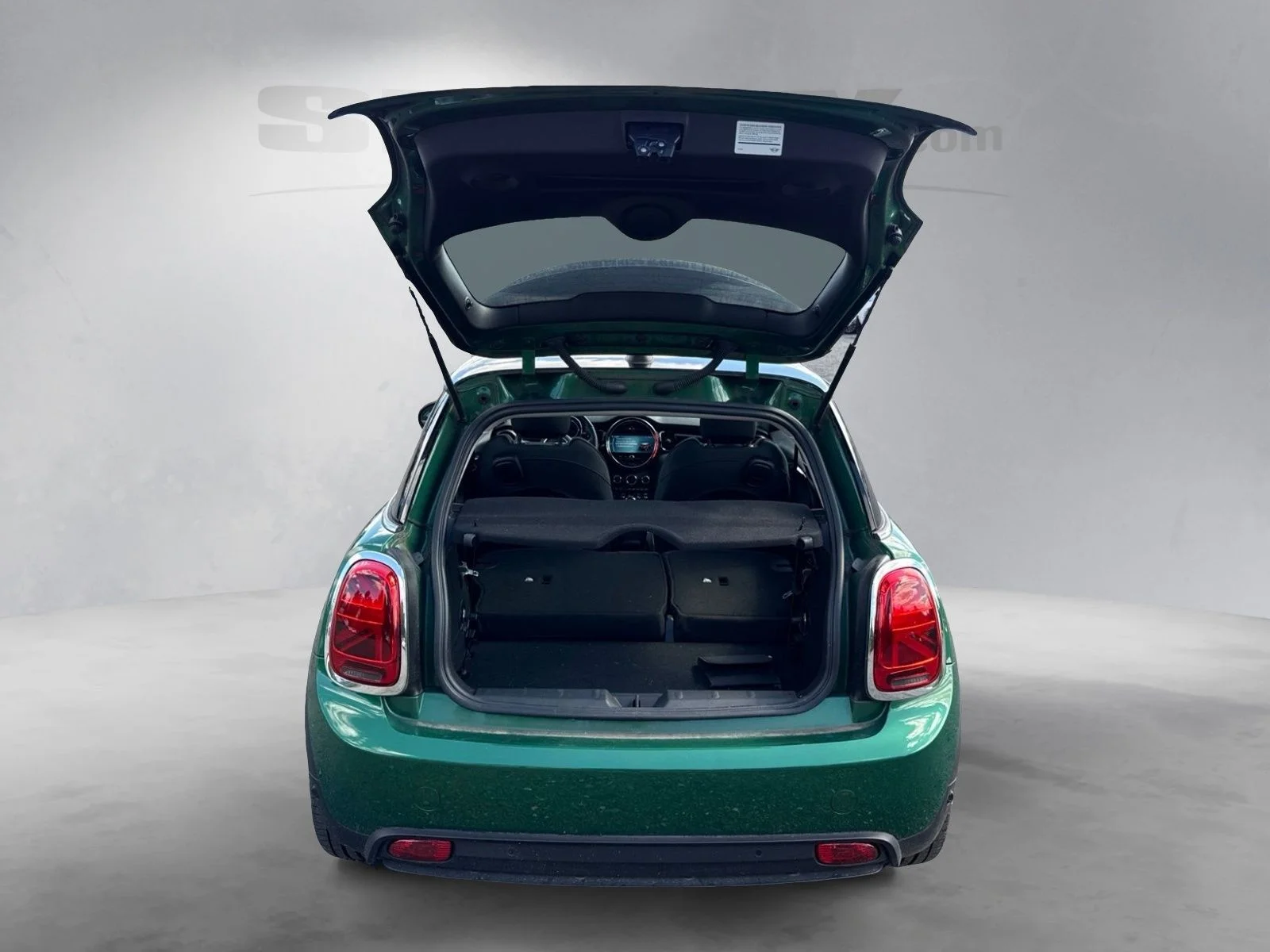 Used 2024 Green MINI Signature image 26