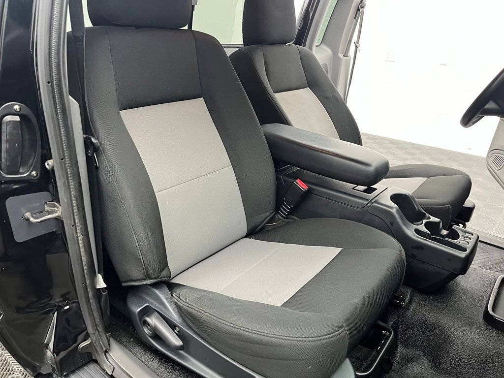 Used 2010 Black Ford XLT image 31