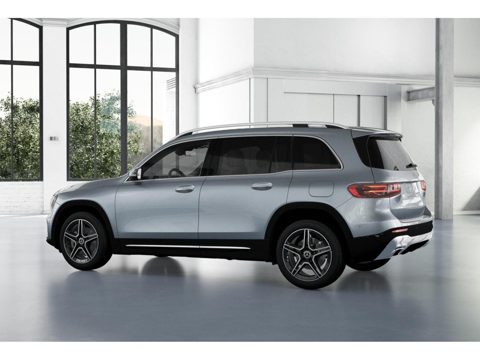 New 2026 Cirrus Silver Metallic Mercedes-Benz GLB 250 4D Sport Utility 4MATIC® image 32