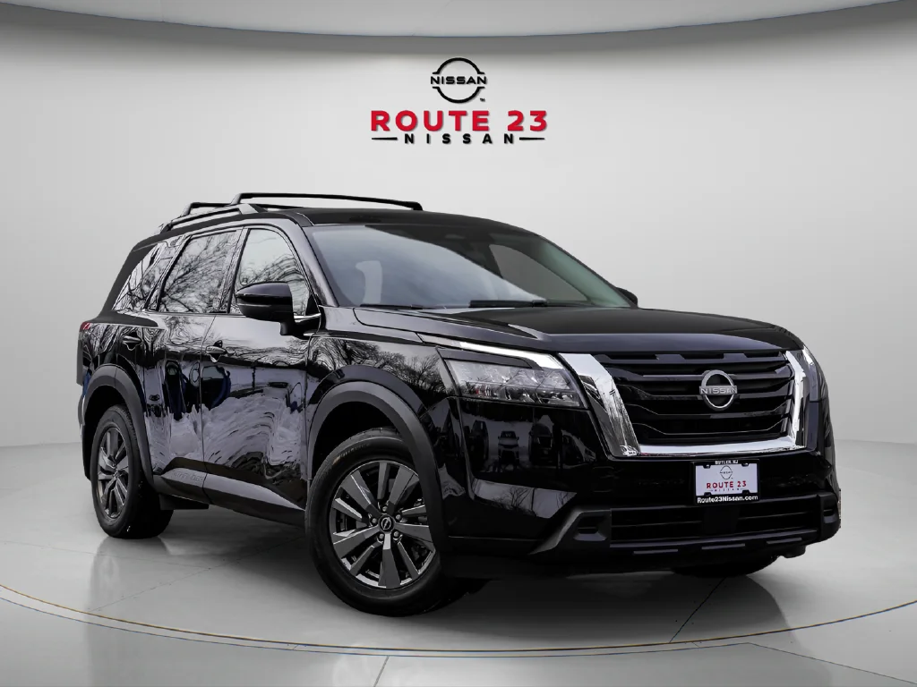 2024 Nissan Pathfinder SV - Photo 3