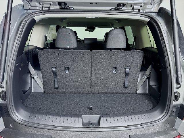 New 2026 Gray Hyundai SE image 37