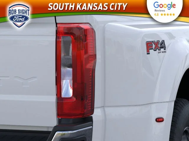 New 2026 Oxford White Ford F-350® XLT image 21