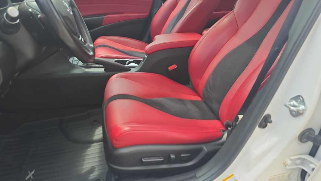 Used 2021 White Acura Premium and A-SPEC Packages image 13