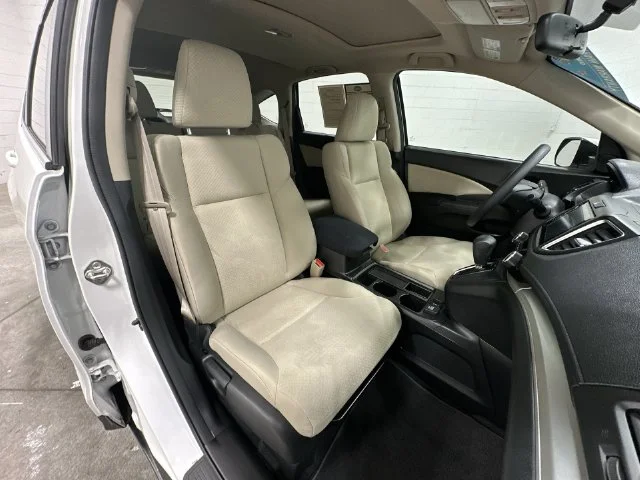 Used 2016 White Diamond Pearl Honda EX image 18
