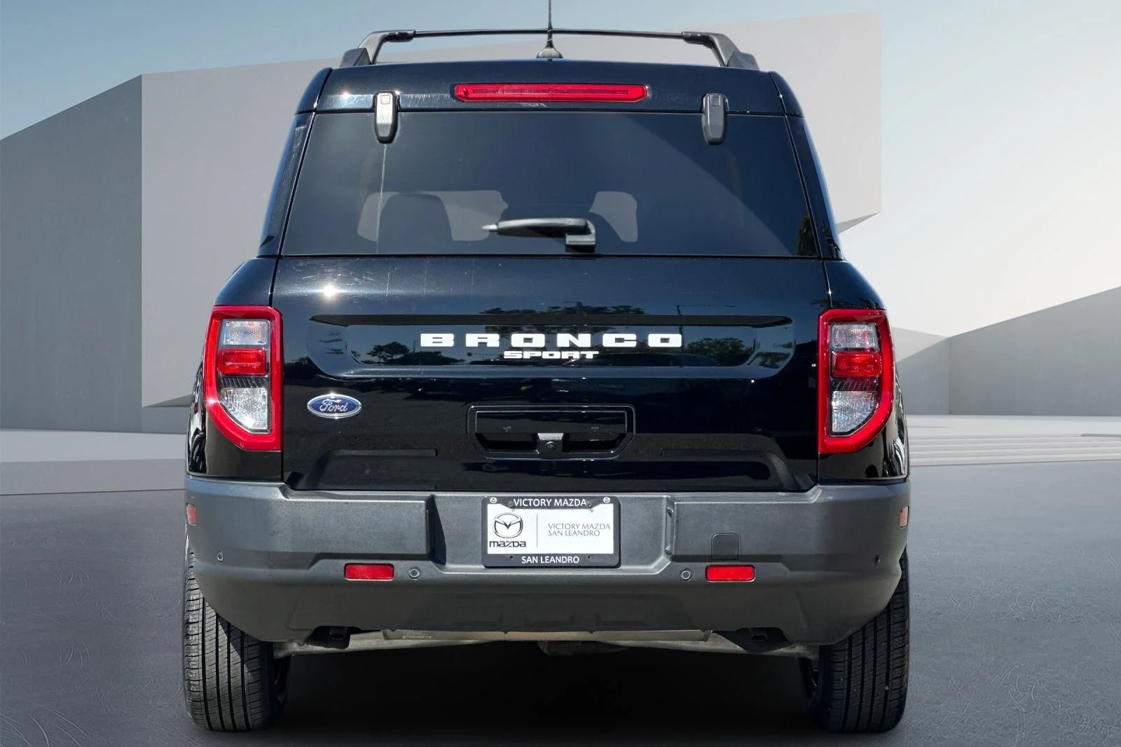 Used 2023 Black Ford Outer Banks image 5