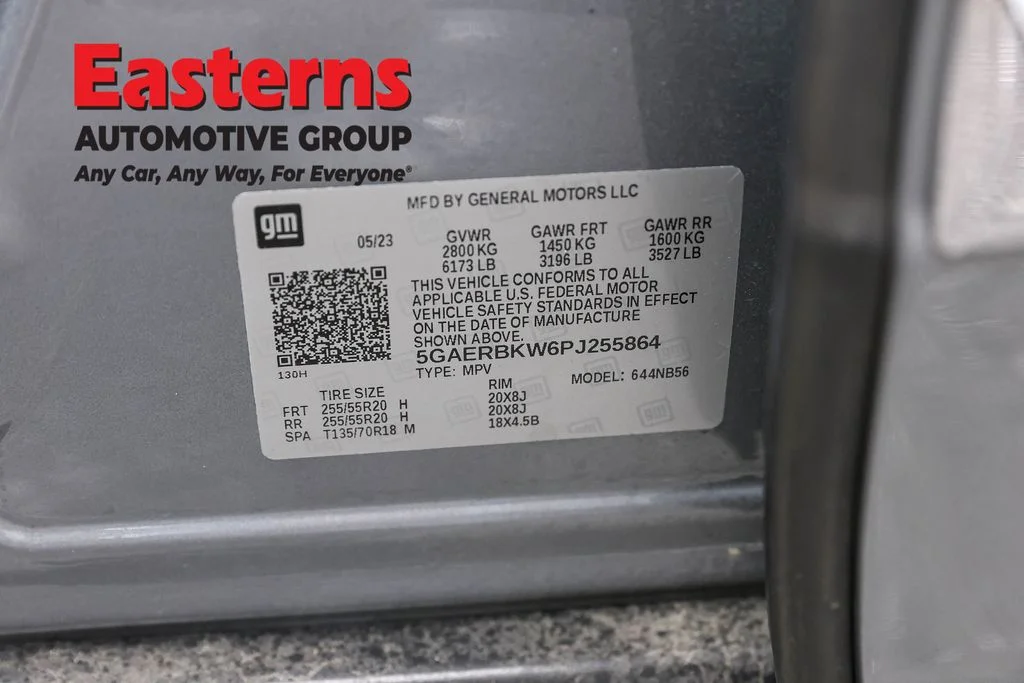 Used 2023 Gray Buick Essence image 37