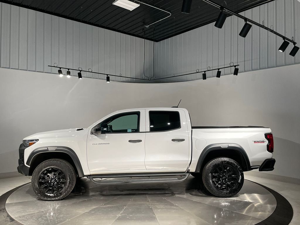 Used 2023 White Chevrolet Trail Boss image 16