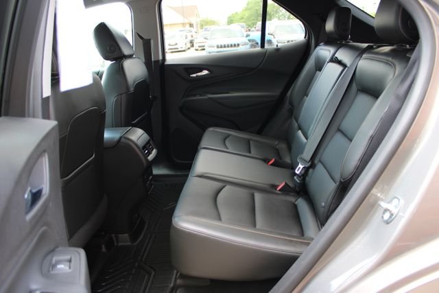 Used 2018 Gray Chevrolet Premier image 39