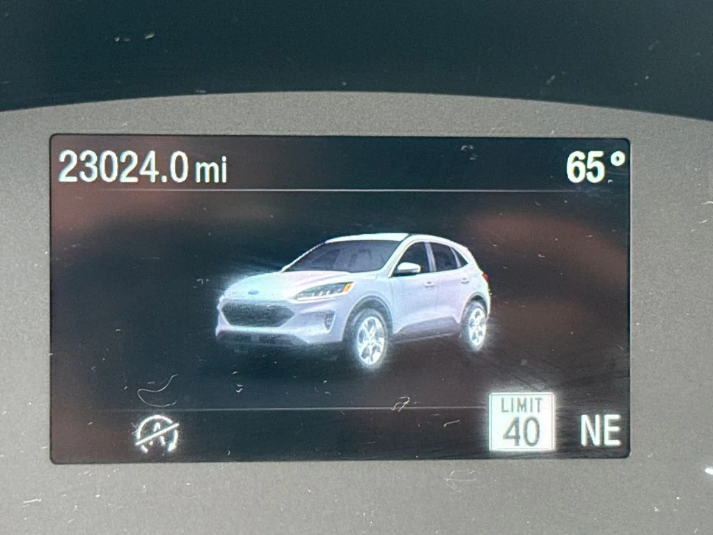 Used 2021 Gold Ford SEL image 28