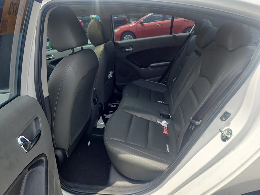 Used 2017 White Kia EX image 15