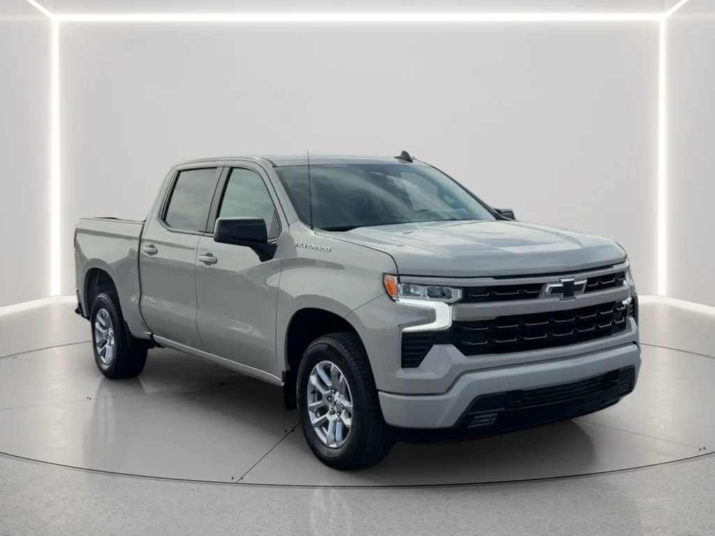 Used 2026 White Chevrolet RST image 3