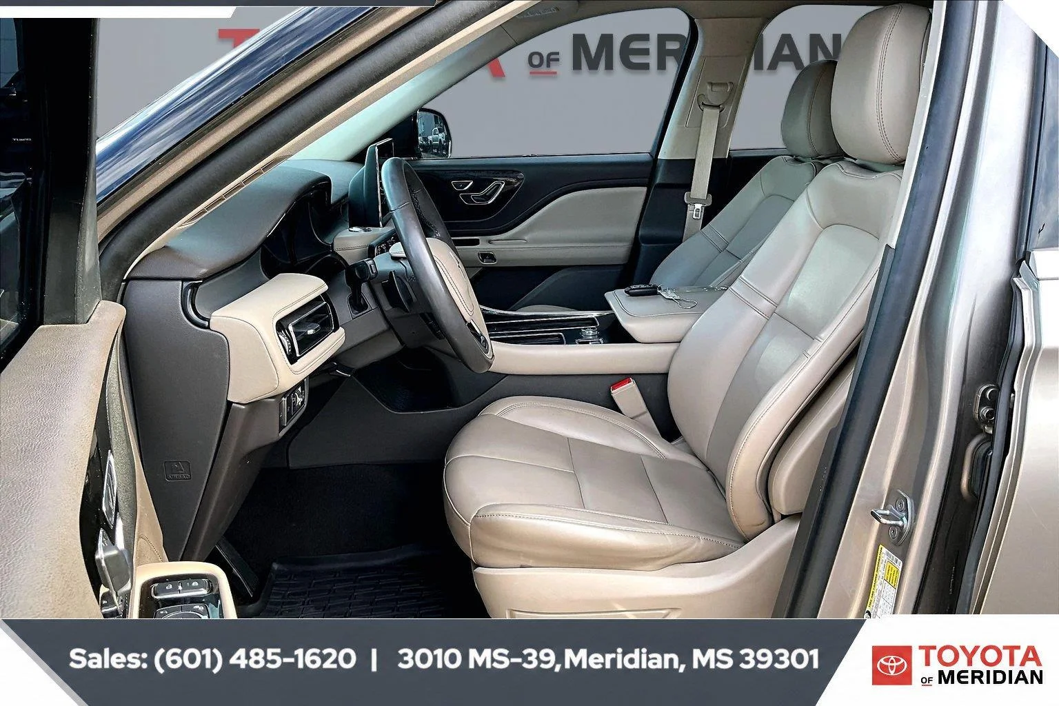 Used 2021 Iced Mocha Lincoln Standard image 18