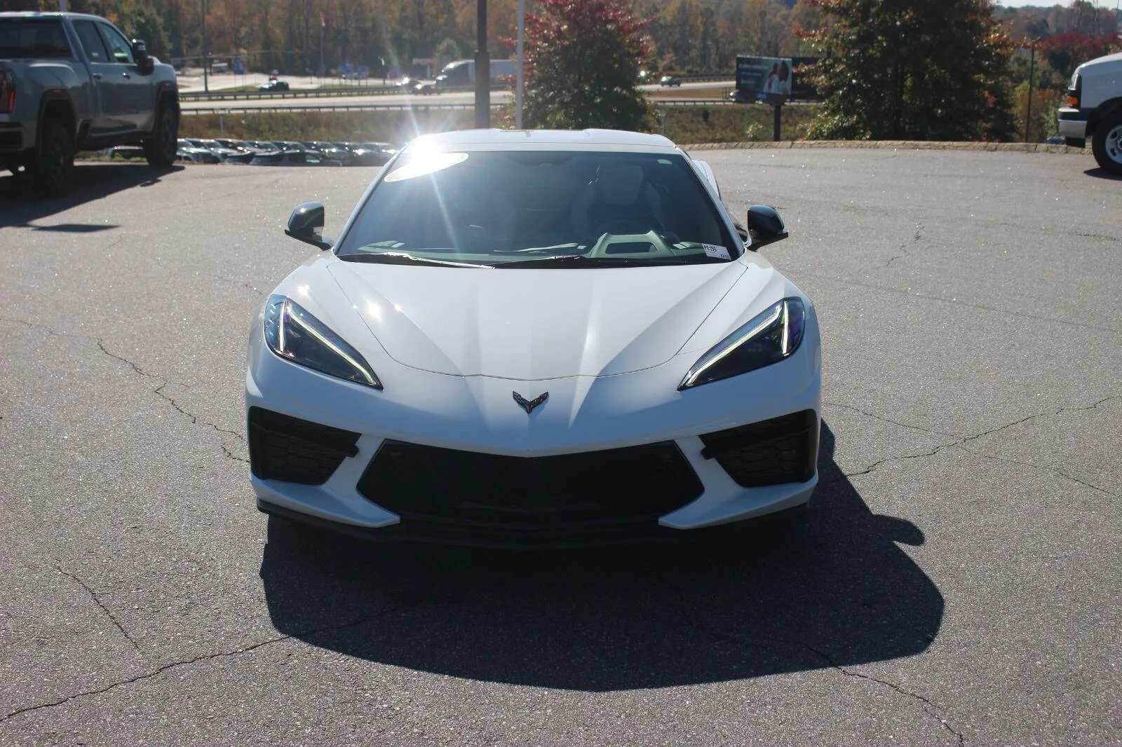 Used 2020 ARCTIC WHITE Chevrolet 2LT image 4