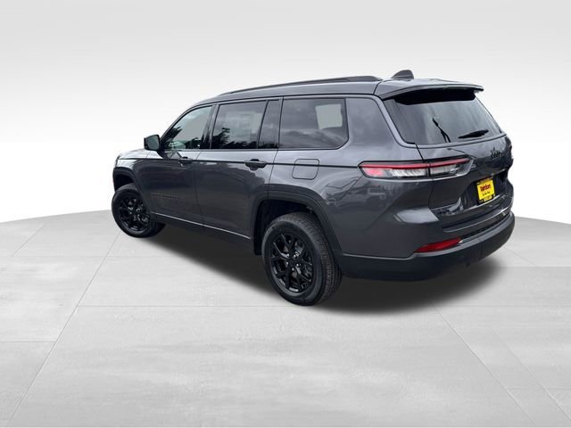 New 2026 Baltic Gray Metallic Clear-Coat Exterior Paint Jeep Altitude image 5
