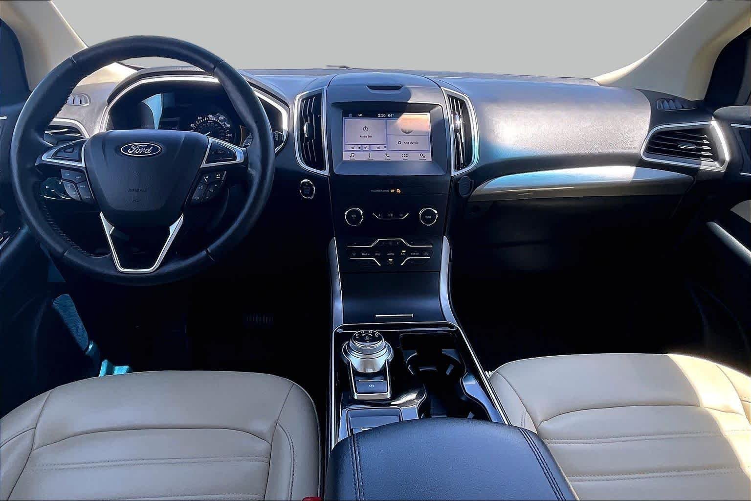 Used 2019 White Platinum Metallic Tri-Coat Ford SEL image 15