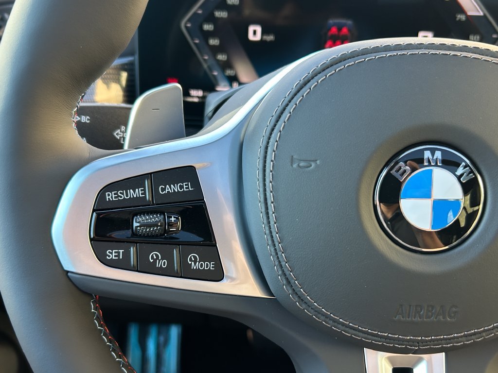 Used 2026 Carbon Black Metallic BMW M60i image 19