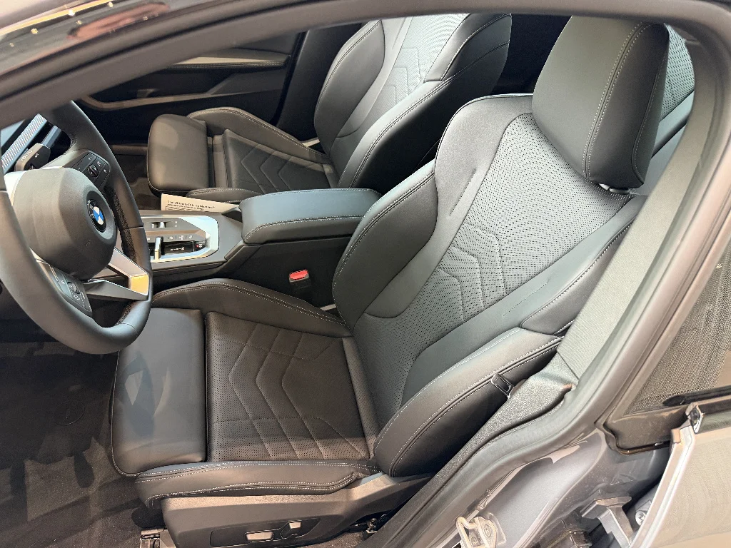 New 2026 Skyscraper Grey Metallic BMW xDrive image 12