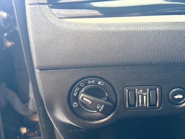 Used 2022 Black Chrysler S image 23