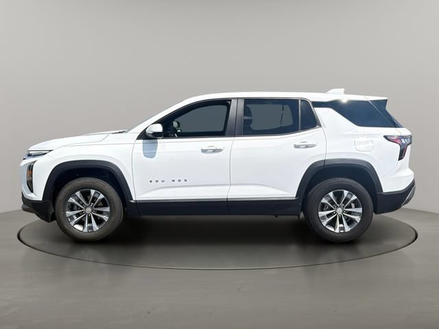 Used 2025 Summit White Chevrolet LT image 5