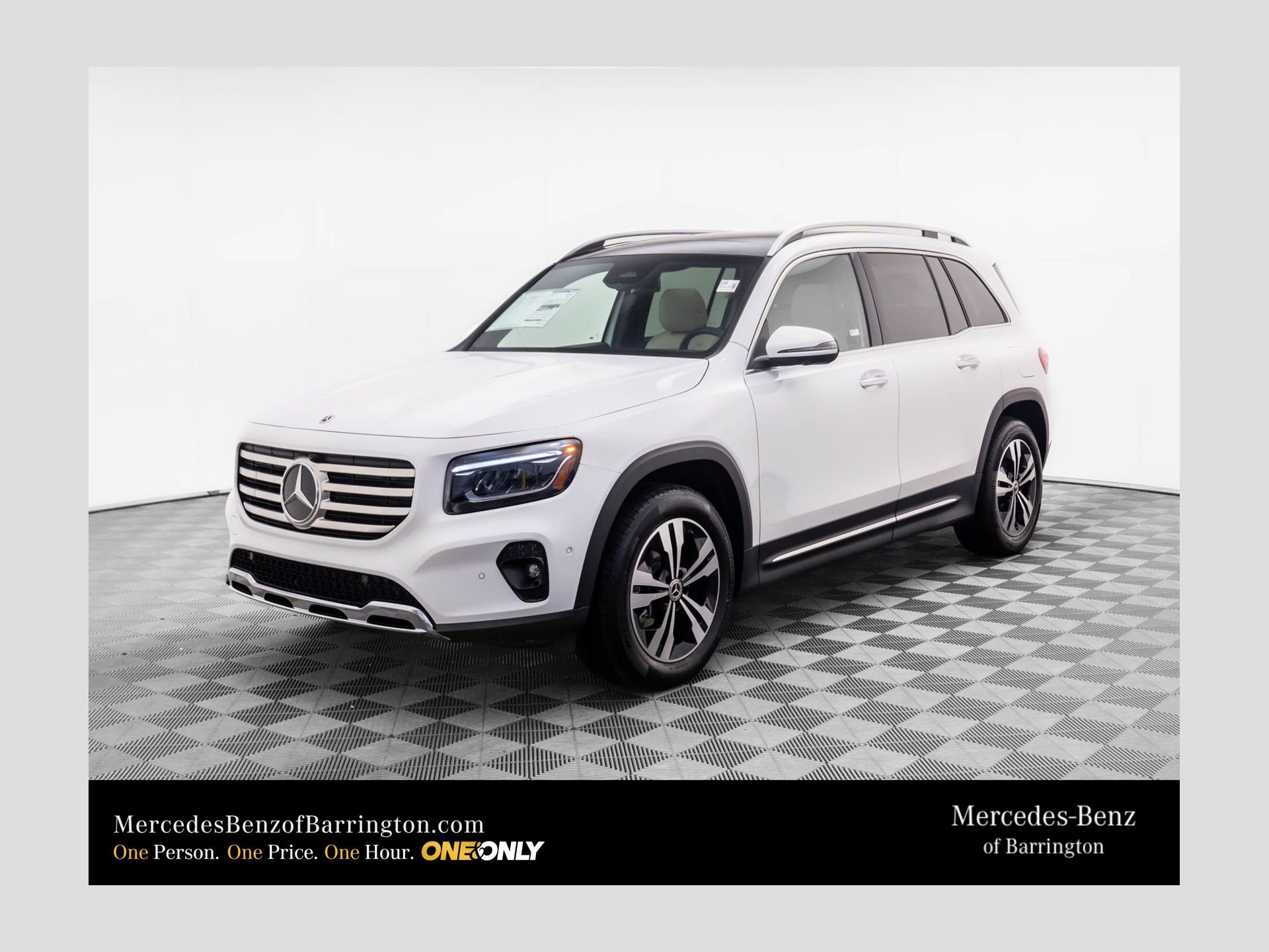 New 2026 Polar White Mercedes-Benz GLB 250 image 1