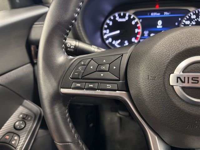 Used 2020 Rosewood Metallic Nissan SV image 22